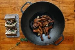 Victoria Cast Iron Wok 35.5 Cm -Barbecue Gereedschap Winkel image 752