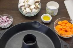 Petromax Cast Iron Turkey / Chicken Sitter 30cm -Barbecue Gereedschap Winkel image 780